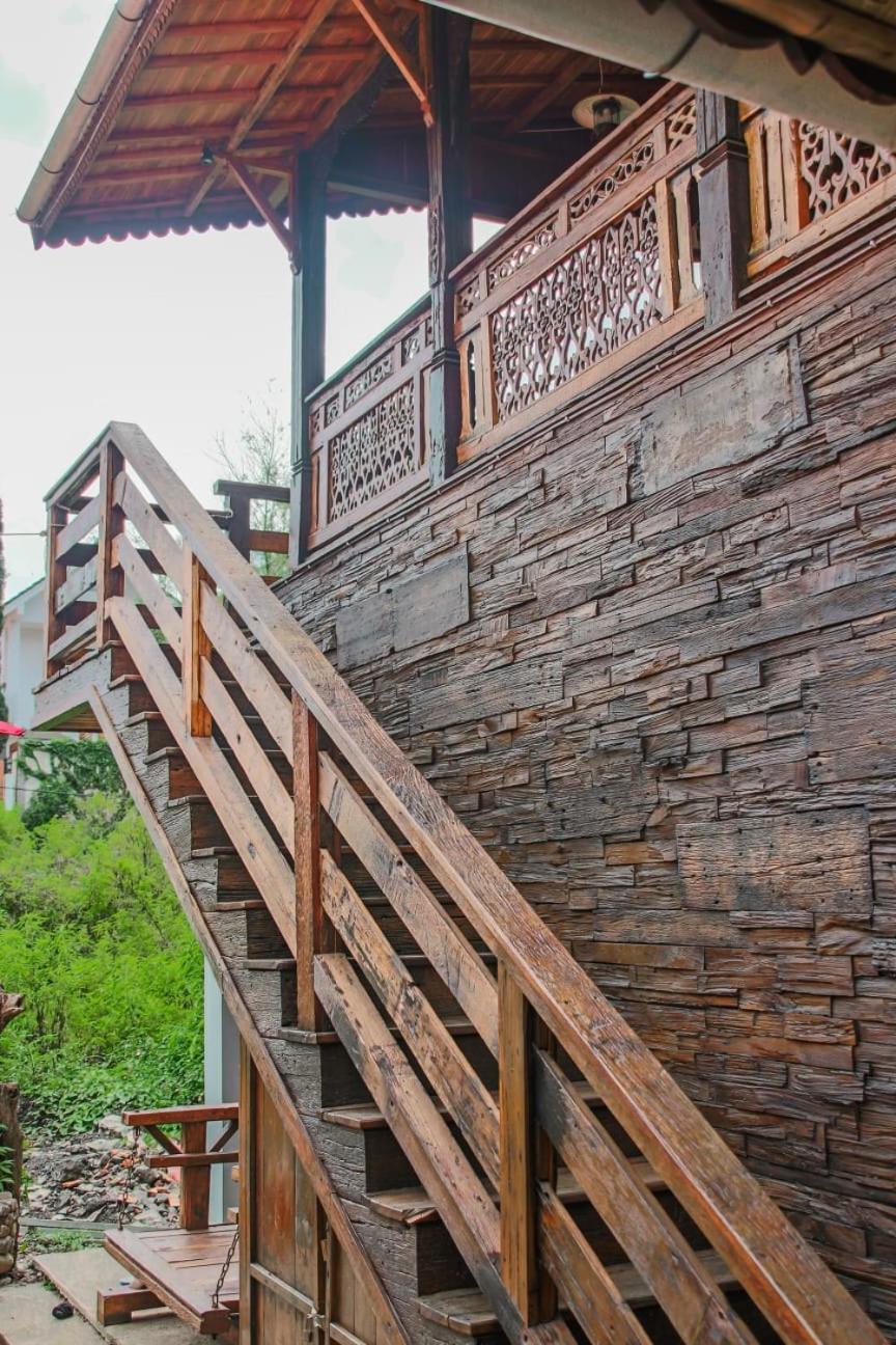 Omah Kayu Bromo Villa Ngadisari Exteriör bild